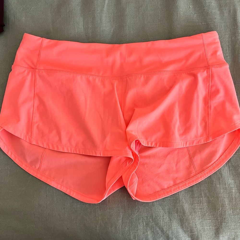 NWOT Lululemon Speed Up Short 2.5” Size 6, Sunset
